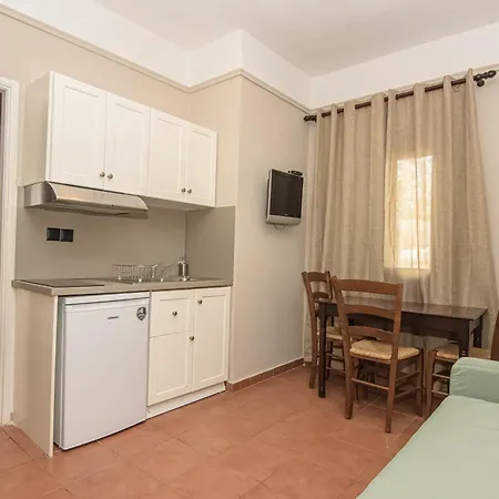 Talos Aparthotel