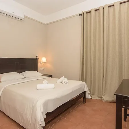 Aparthotel Talos Kato Daratso
