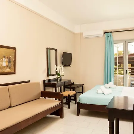 Talos Aparthotel 3*