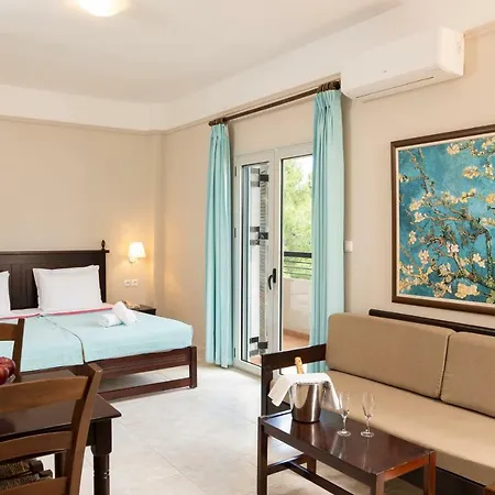 Aparthotel Talos 3*