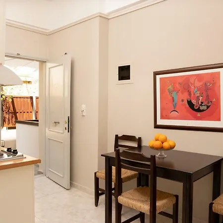 Talos Aparthotel 3*