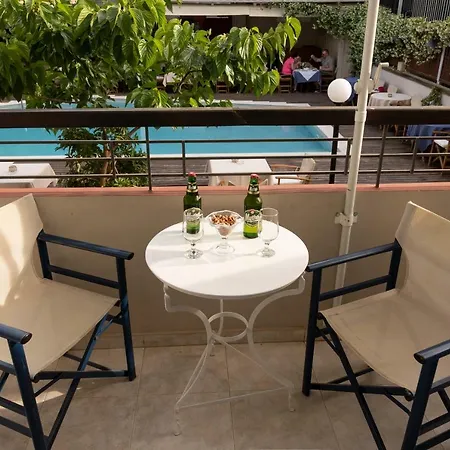 Aparthotel Talos 3*