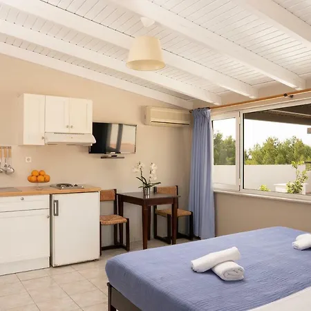 Aparthotel Talos 3*